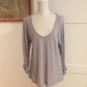Splendid Light gray top